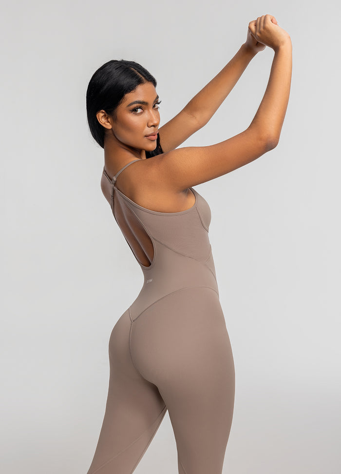 Criss-cross backless jumpsuit